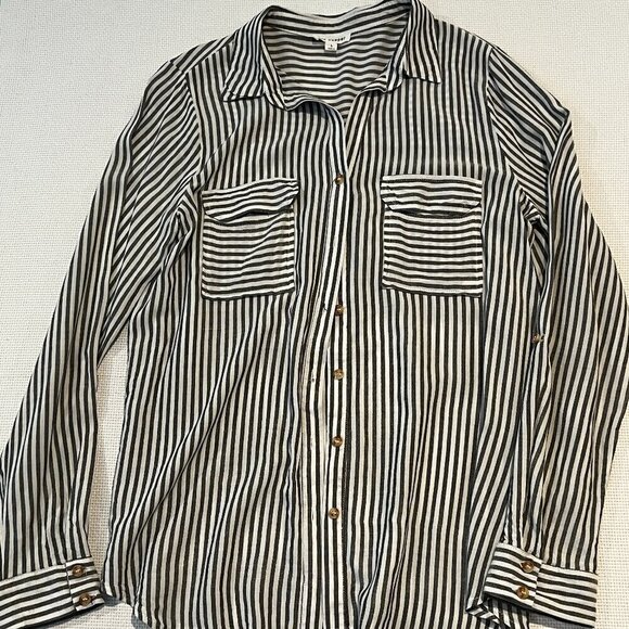 Blu Pepper Rayon‎ Button Front Railroad Stripe Roll Tab Sleeve Top Size Large - Picture 1 of 9